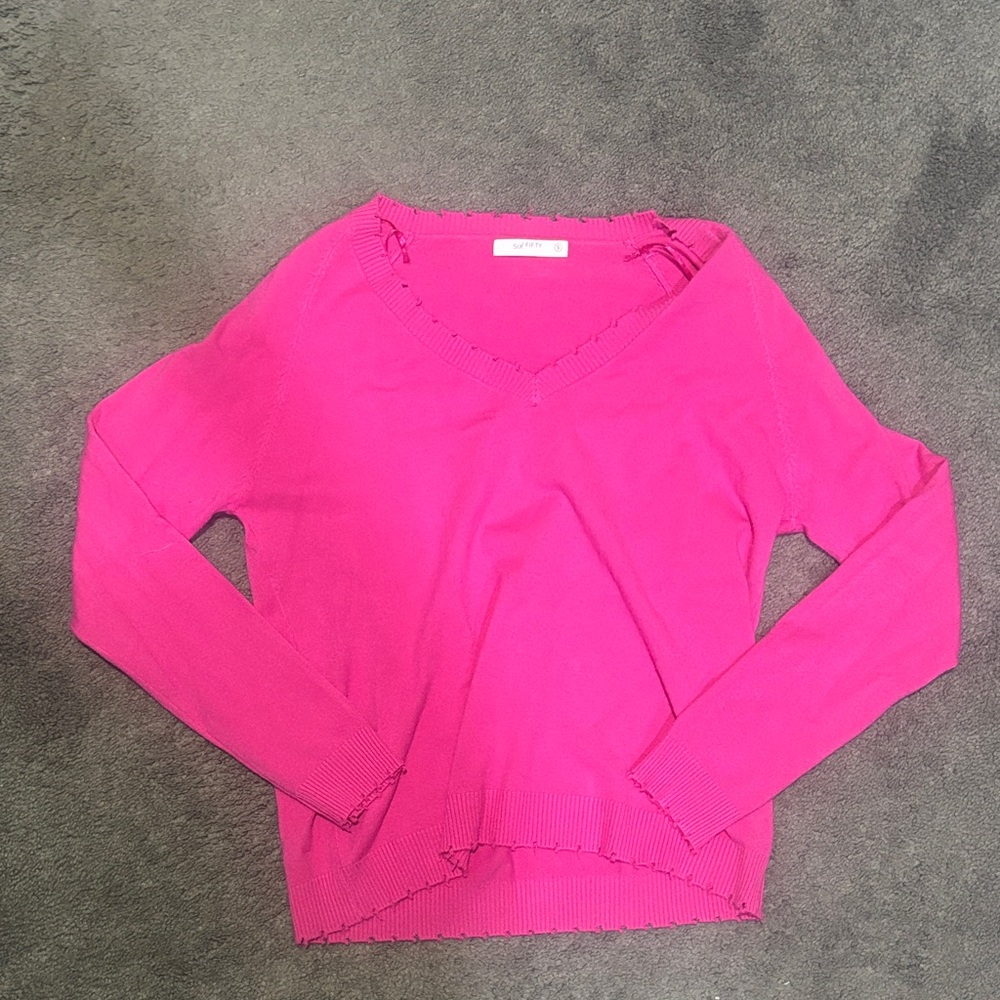 Women's V-Neck Sweater - Pink